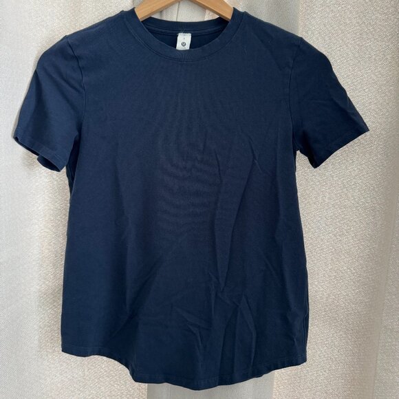 Lululemon Love Crewneck T-Shirt - Picture 1 of 3